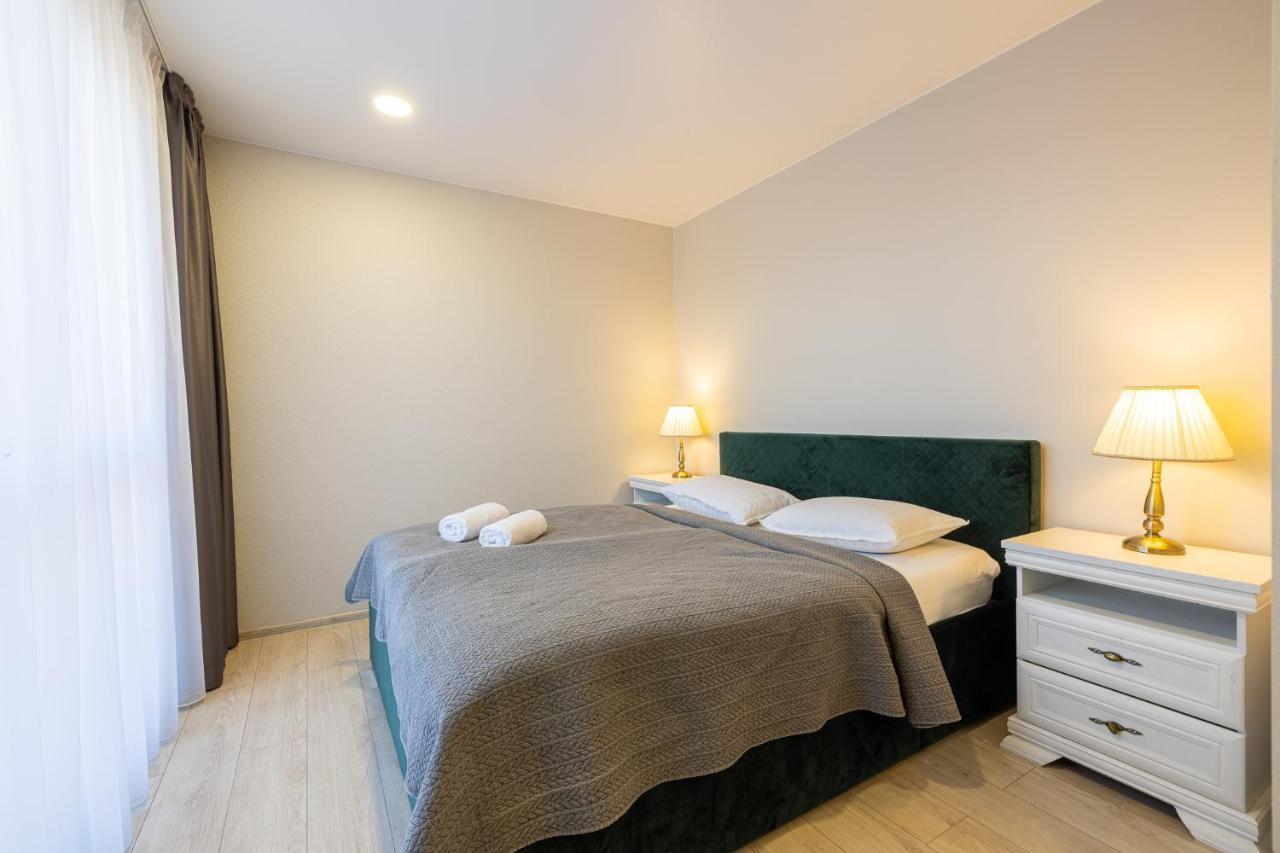Dharma Stay Apartamentai Su Terasa Ir Vaizdu I Miesta เตลเช ภายนอก รูปภาพ