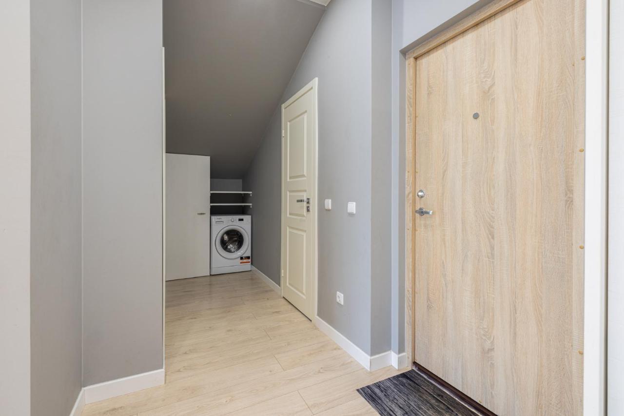 Dharma Stay Apartamentai Su Terasa Ir Vaizdu I Miesta เตลเช ภายนอก รูปภาพ