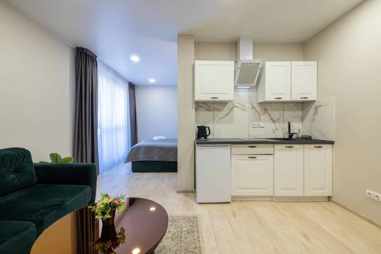 Dharma Stay Apartamentai Su Terasa Ir Vaizdu I Miesta เตลเช ภายนอก รูปภาพ