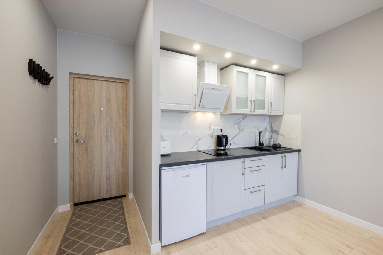 Dharma Stay Apartamentai Su Terasa Ir Vaizdu I Miesta เตลเช ภายนอก รูปภาพ